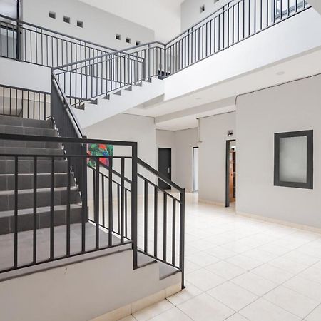 红多兹酒店-近巴斯德收费出口4号 万隆 外观 照片
